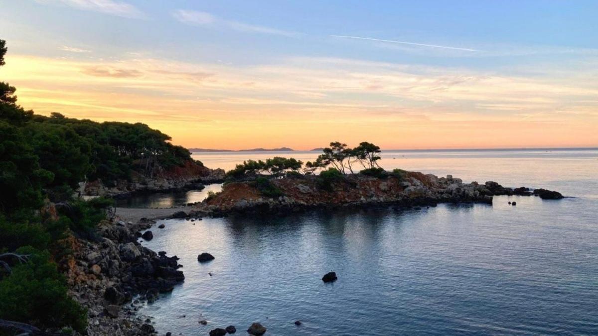 Superbe Appartement En Bord De Mer Bandol Εξωτερικό φωτογραφία